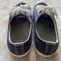 無印良品　キャンバススニーカー　23.0　の画像