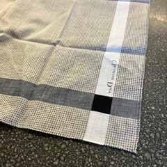 M2511-131 Christian Dior ハンカチ 使用感有りの画像
