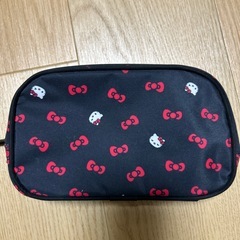 キティちゃん　ポーチの画像