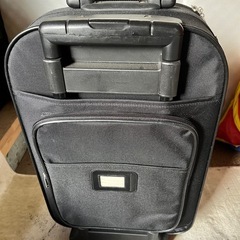 BON VOYAGE スーツケースの画像