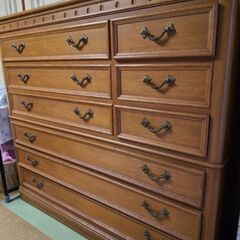 整理ダンスの画像