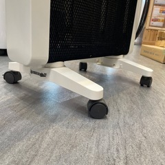 【遠赤軽量ヒーター】【siroca】【キャスター付】クリーニング済み【管理番号1108】臣の画像