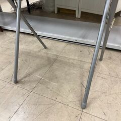 J3170　【リユースのサカイ柏店】　NITORI ニトリ　折りたたみテーブル　机の画像