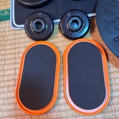 筋トレ器具　ダンベル　バランス台　スライドパット　などなどの画像