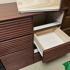 収納キャビネットの画像