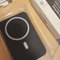 【新品未使用】10000mAh 磁気モバイルバッテリーの画像
