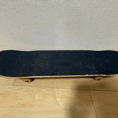 スケートボード
の画像