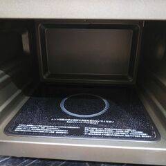 3か月間保証☆配達有り！7000円(税込）シャープ 電子レンジ 庫内フラット 2021年製 ブラックの画像