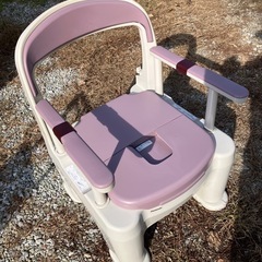 ラフィーネポータブルトイレ　座楽　パナソニックの画像