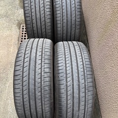 225/45R18 4本　ヨコハマ　ブルーアースGTの画像