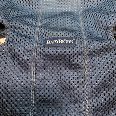 BABY BjORN　ベビーキャリアミニ　エアリーメッシュの画像