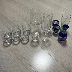 ワイングラス、コップ等の画像
