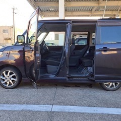 快適なターボ☆走行10万キロ☆月々1万円〜分割払い可❗️ 車検2年付き！【名義変更代込み】大人気☆日産 ルークスハイウェイスターターボ☆HDDナビ付き☆走行中DVD見れます☆ETC付き☆両側電動スライドドア☆ドラレコ付き☆スマートキー☆フルオートエアコン☆純正アルミ☆事故修復歴無し！そのまま乗って帰れます❗️の画像