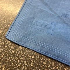 M2511-133 ixi:z ハンカチ ブルー 色あせ有り の画像