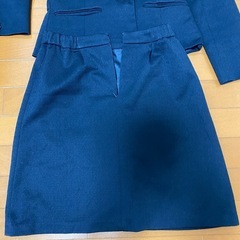 ペルソデアのセットアップスーツの画像