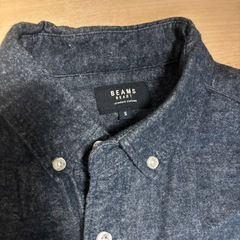 ほぼ未使用メンズBEAMSシャツSの画像