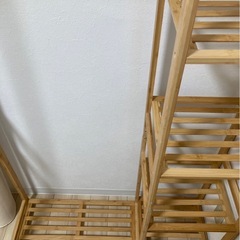 木製の棚の画像