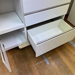激安!! 大型家具!! 三幸 キッチンボード 食器棚 レンジボード 白家具の画像