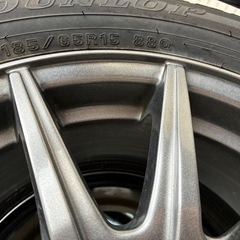 DUNLOP WINTER MAXX 2（ウィンターマックス2）185/65R15　スタッドレスタイヤ 4本セットの画像