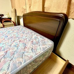 収納付きセミダブルベッド（マットレスセット）の画像