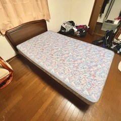 収納付きセミダブルベッド（マットレスセット）の画像