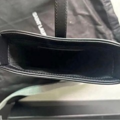 SAINT LAURENT ブラックショルダーバッグの画像