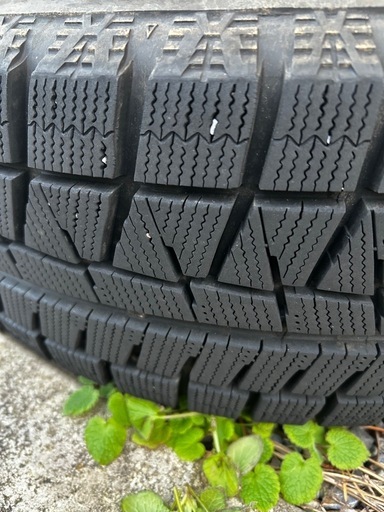 ブリヂストン　アイスパートナー2 2022年製　215/65R16 溝深！ 