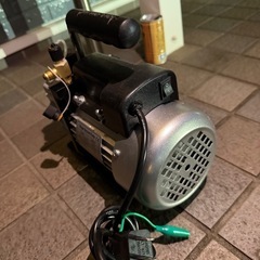エアコン真空ポンプの画像