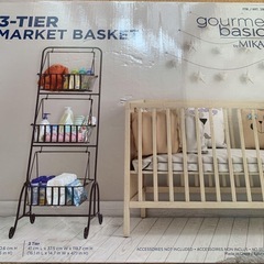 おしゃれ家具、アンティーク調アイアン3段バスケットの画像