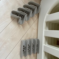 BuKO ベビーサークル ホワイト 取り付けパーツ付きの画像