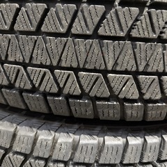 175/80R16 ブリヂストンスタッドレス 中古　ジムニーの画像