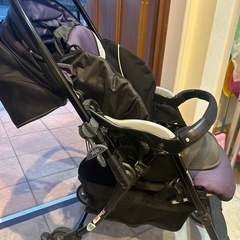 コンビ　
ベビーカー　の画像