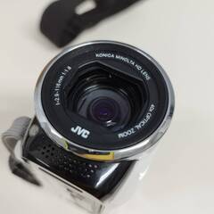 JVC Everio GZ-E265-W ビデオカメラの画像
