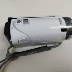 JVC Everio GZ-E265-W ビデオカメラの画像
