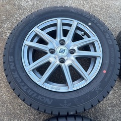 ヴィッツ ノート175/65R14スタッドレスタイヤ アルミ付き4本セット 冬用の画像