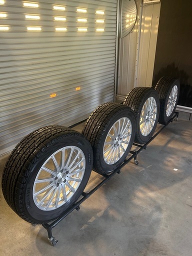 2023年購入　ガレージ保管　スタッドレスタイヤ18インチ