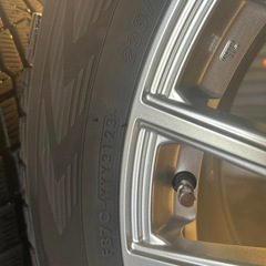 2023年購入　ガレージ保管　スタッドレスタイヤ18インチの画像