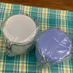 美原店 未使用 プラスチック製 キャニスター 2個セット 保存容器　シュガーポットの画像