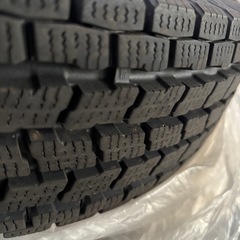 スタッドレスタイヤの画像