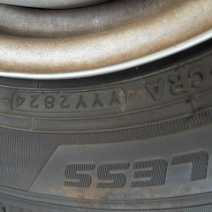 スタッドレスタイヤの画像