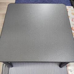 引取り希望　美品　こたつテーブル　２０２３年製　正方形　ＹＫＺ７５７５ＣＬＢ ＳＣＤ-１８４Ｐ-Ｂ　ヤマダ電機の画像