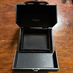 YSL 非売品　コスメケースの画像