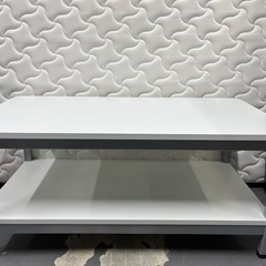 【🤩オフィスにも‼️】ホワイトテーブルの画像