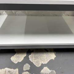 【🤩オフィスにも‼️】ホワイトテーブルの画像