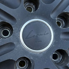 スタッドレスタイヤの画像