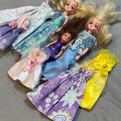 ❤️無料❤️人形3体まとめ売り衣装5着　の画像
