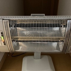 コロナ遠赤外線ストーブの画像