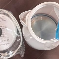 電気ケトルの画像