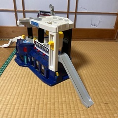 【お譲りします】トミカ　ポリスステーションの画像