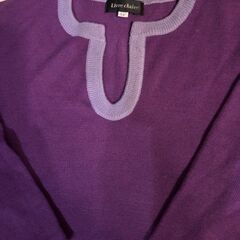 パ－プル色のニット未使用の画像